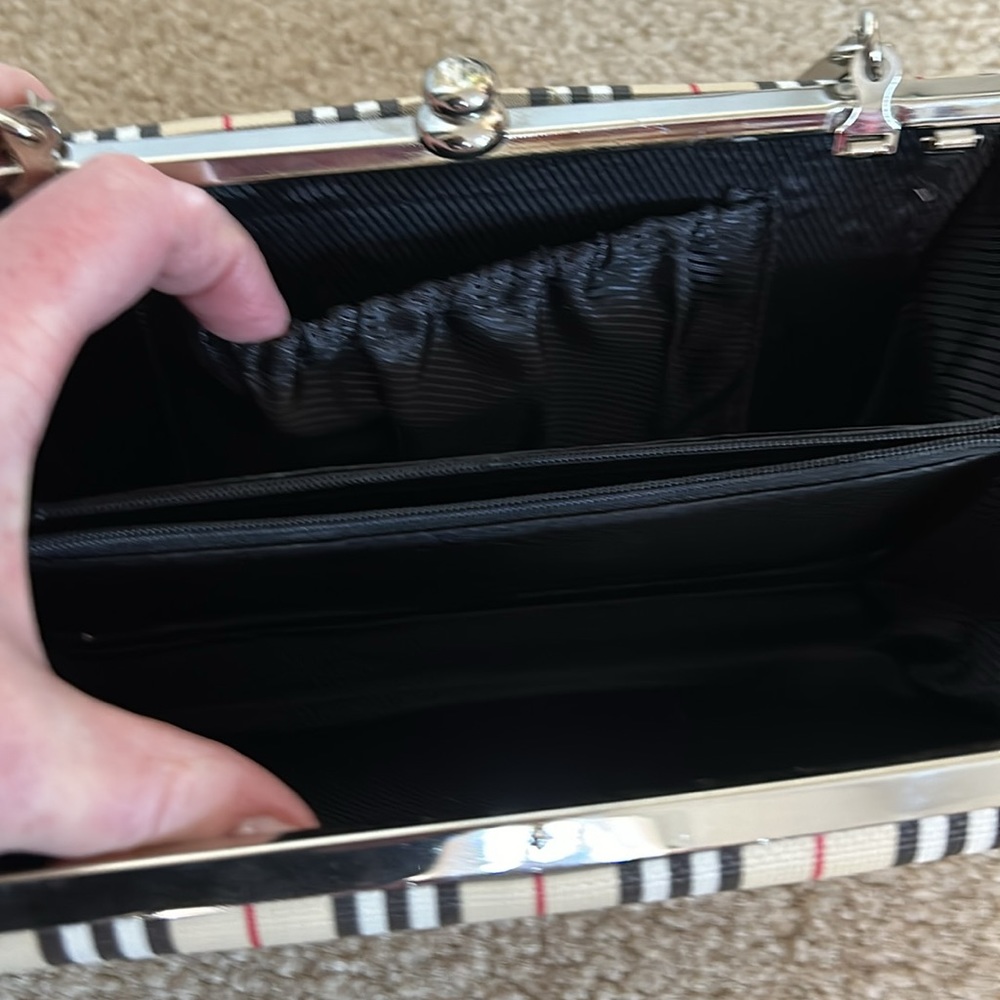 Fashion Plaid Vinyl/Silver Tone Metal Purse - Picture 9 of 10